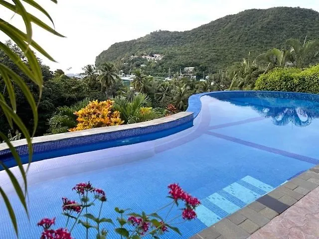 Villa Ashiana - Beautiful 3-Bedroom Villa In Marigot Bay Villa