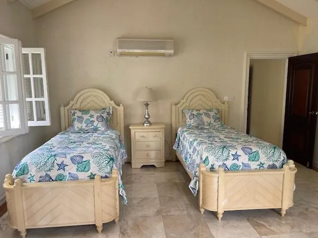 Villa Ashiana - Beautiful 3-Bedroom Villa In Marigot Bay Villa